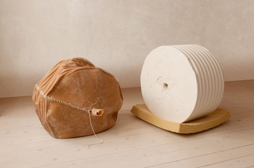 pupa_and_queen_katharina_fitz Credit Thomas Richardson